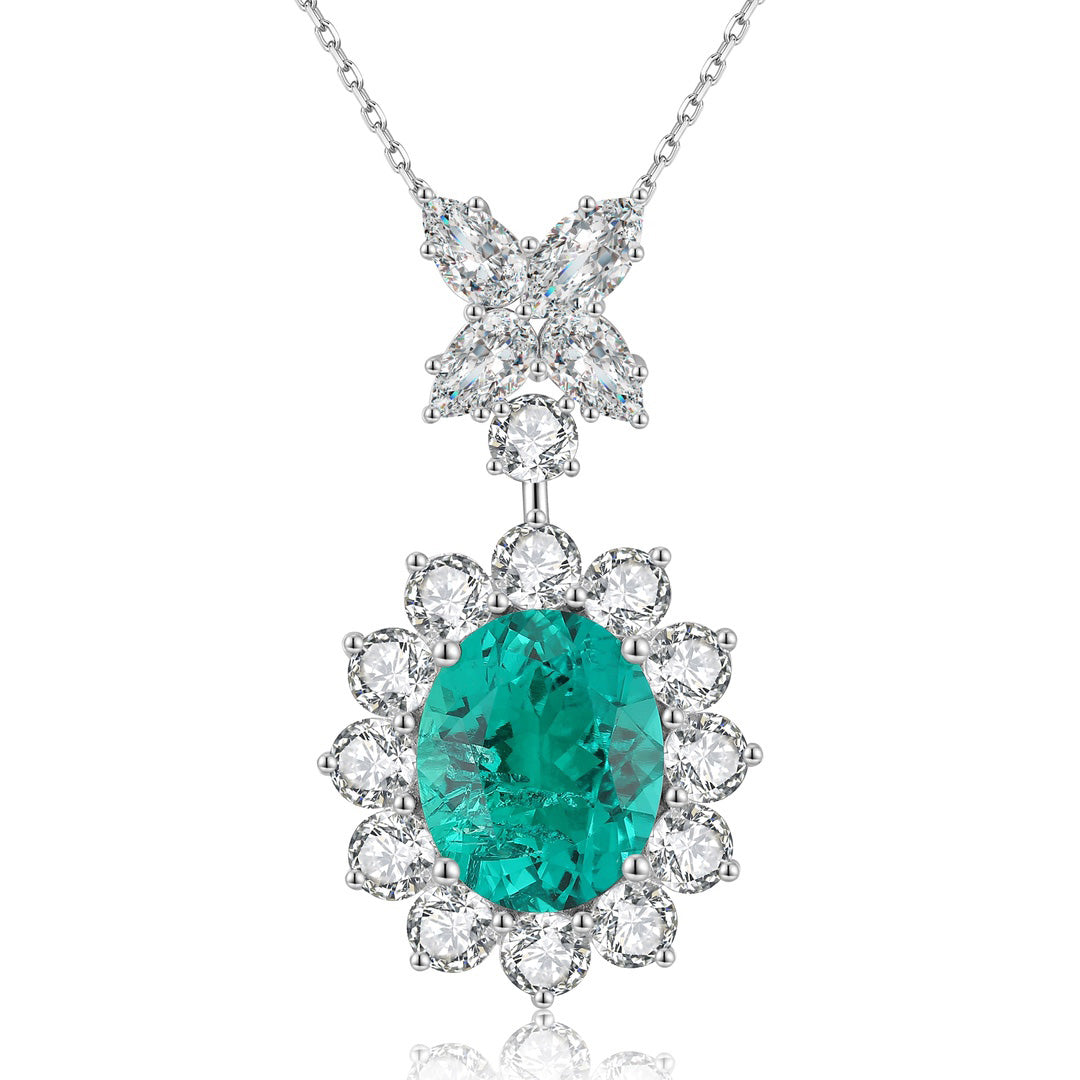 S925 silver necklace, with exquisite clasp. Features oval lab-grown emerald surrounded by diamonds, fresh green, elegant shap