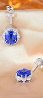 S925 silver earrings, well - made clasp. Halo - set deep - blue lab - grown cobalt spinel, sparkling color, classic round sha
