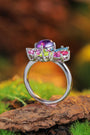 The overall shape of the silver ring resembles a flower, exquisite and beautiful.