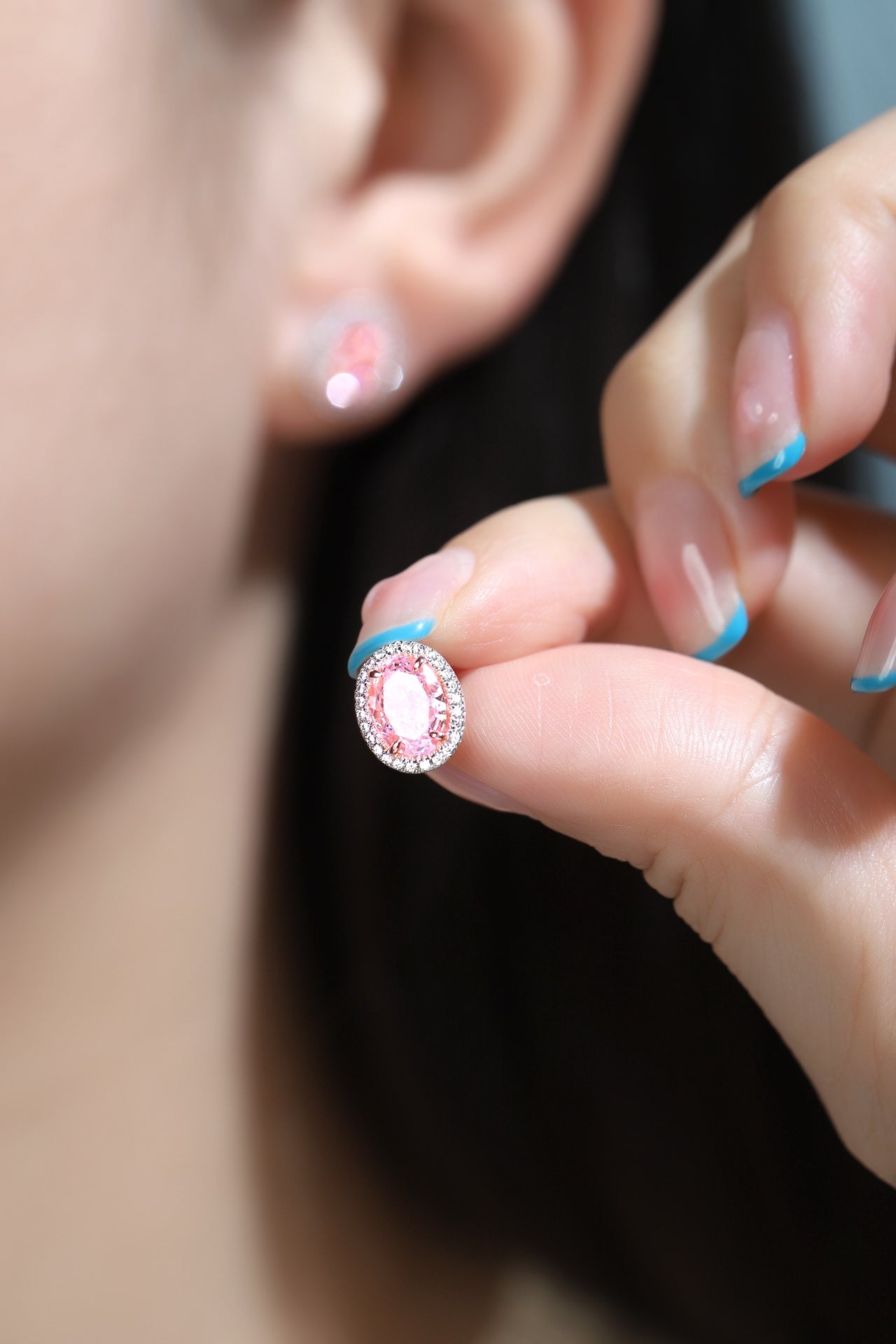 S925 silver earrings with simple clasp design, soft - pink oval cubic zirconia, fashionable and cute.