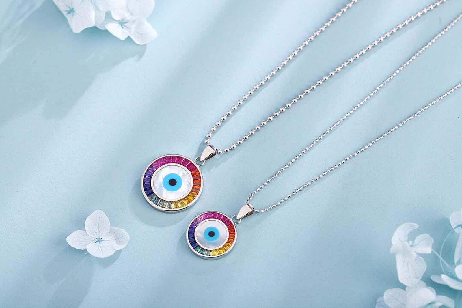 Large Size-This silver jewelry (S925) has a delicate clasp design, round eye-like shape, and the color combination of colored