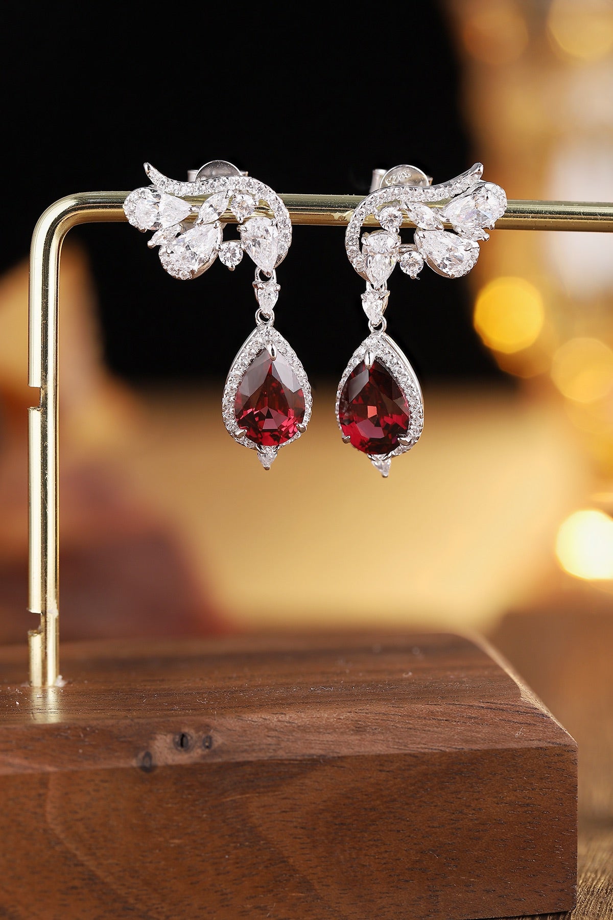 S925 Sterling Silver Ring with Natural Garnet JE92034Y | SHANA LUX